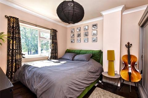 54 Aston Crescent, Leeds, LS13 2DZ
