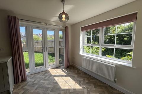 3 bedroom detached house to rent, 41 Ruskin Avenue, Ledbury, Herefordshire, HR8