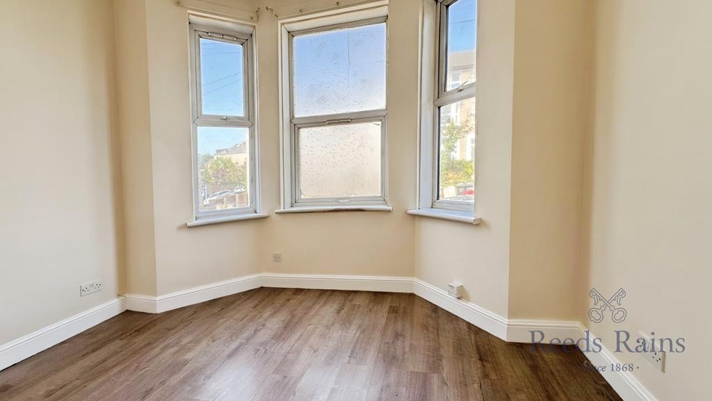 Lounge/Bedroom