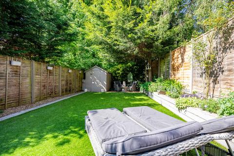 undefined, Farriday Close, St. Albans AL3