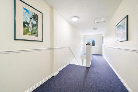 2 bedroom apartment for sale, Wandle Road, Morden SM4