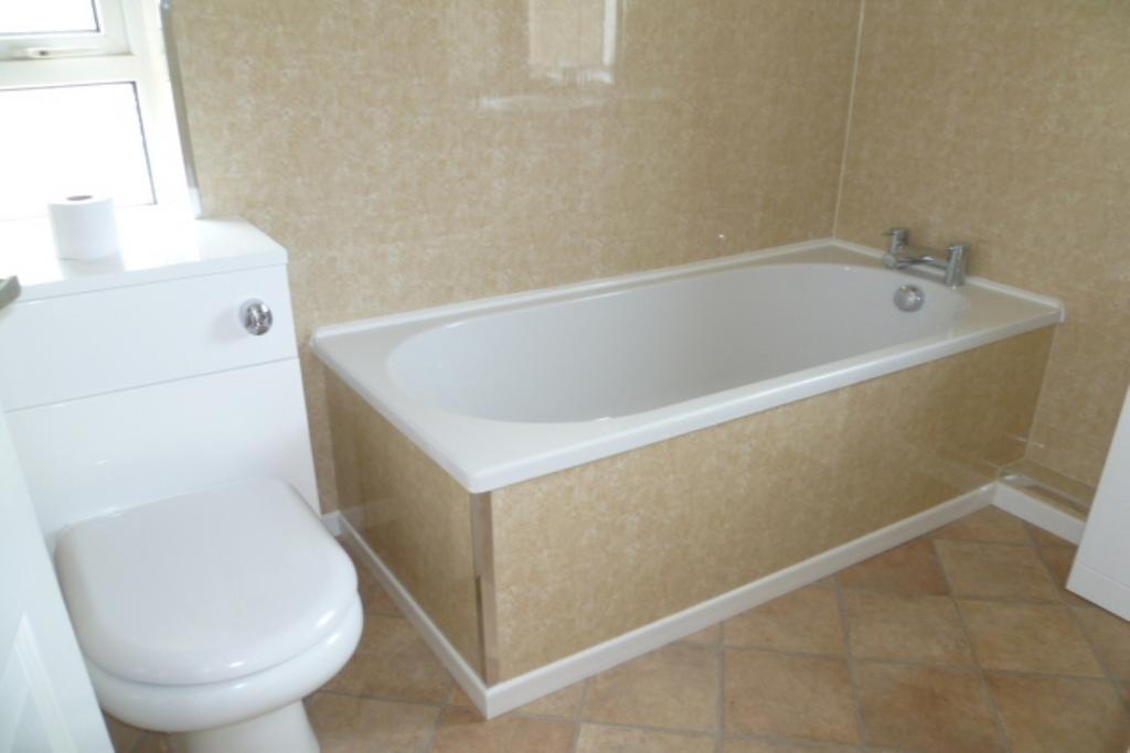 Bathroom/Shower Room