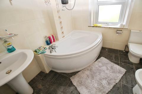 3 bedroom terraced house for sale, Church Street, West Yorkshire HD6