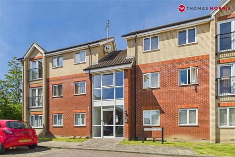 32 Braeburn Walk, Royston, SG8 5LY