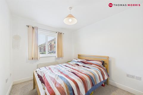 32 Braeburn Walk, Royston, SG8 5LY