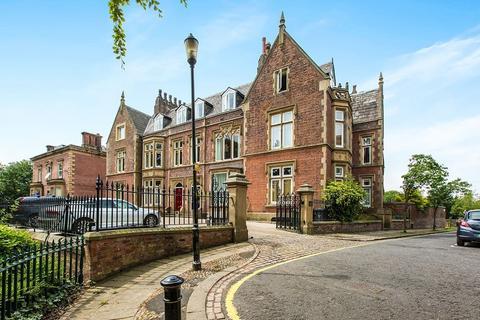1 bedroom apartment to rent, East Cliff Gardens, Lancashire PR1