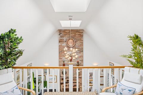 4 bedroom house for sale, St. George Road, Redhill RH1