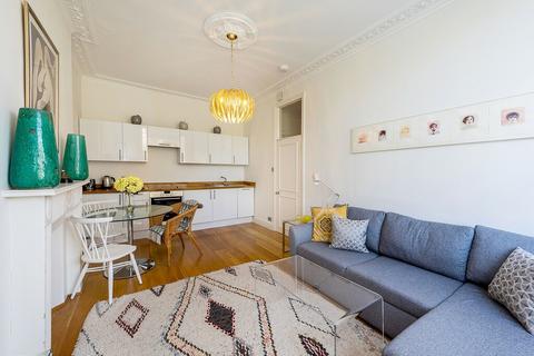 1 bedroom flat to rent, Palace Gardens Terrace, Kensington, W8