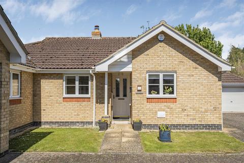 14 Edis Way, Foxton, Cambridge, CB22 6RW