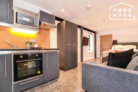 Studio to rent, Clare Hall Manor, Hertfordshire, EN6