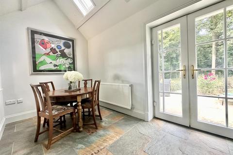 undefined, Highnam GL2