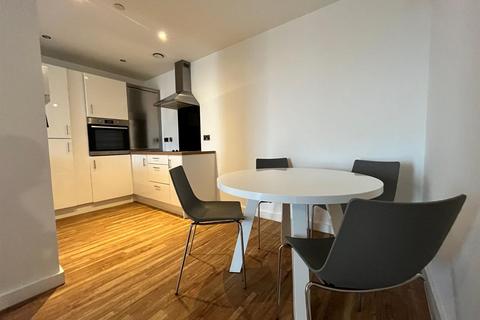 3 bedroom apartment for sale, X1, Michigan Tower Block A, Media City, Salford