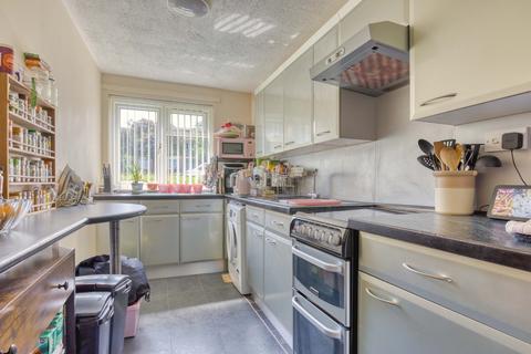 1 bedroom ground floor flat for sale, St. Marys Court 66 Haywood Road, Taunton
