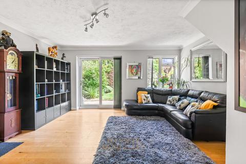 4 bedroom detached house for sale, Knighton Close, Crawley RH10