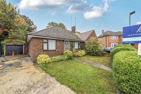 2 bedroom bungalow for sale, Sundown Avenue, Bedfordshire LU5