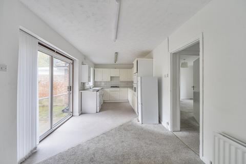2 bedroom bungalow for sale, Sundown Avenue, Bedfordshire LU5