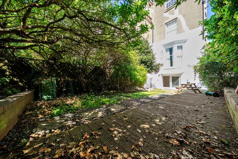 2 bedroom apartment for sale, Clarence Square, Brighton, East Sussex