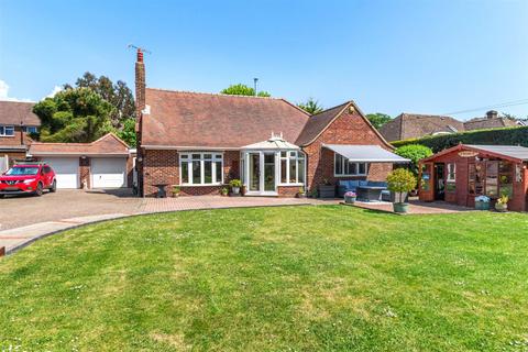 4 bedroom detached bungalow for sale, Offington Drive, Worthing
