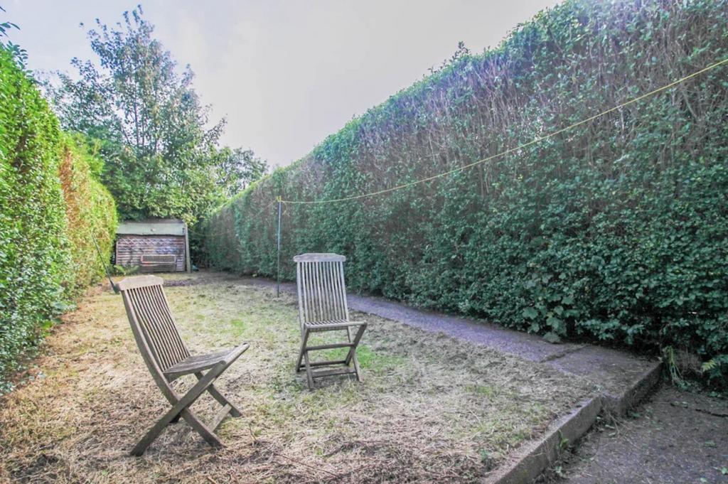 65530608 b75 d 42 a5 8763 65 ca4 ae3 f301