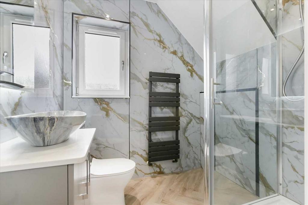 Lower Level Shower