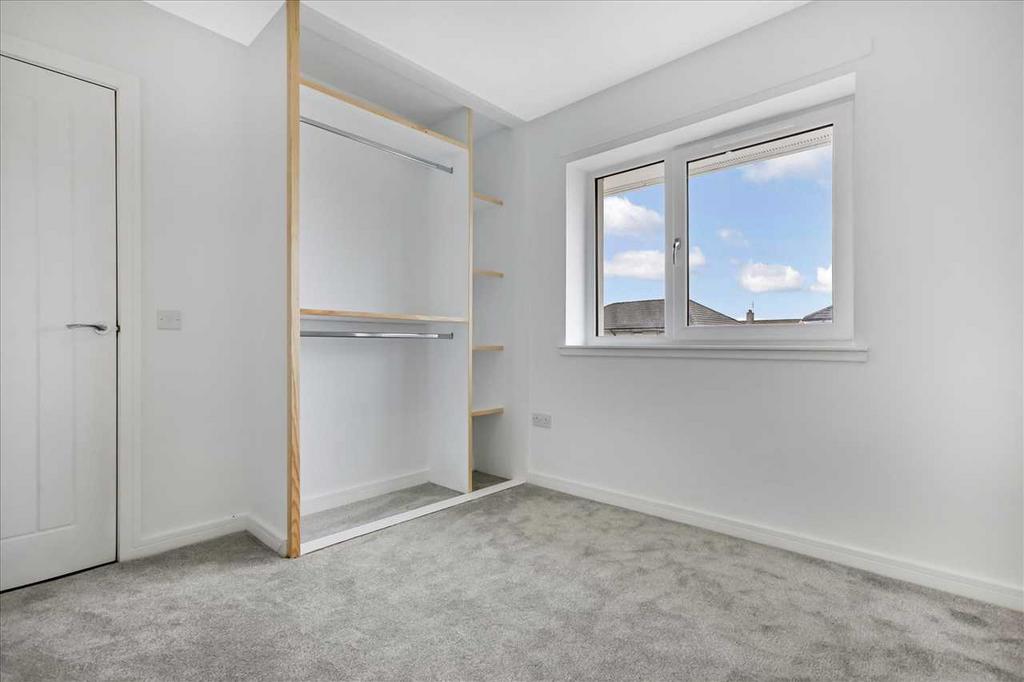 Bedroom Two (2)