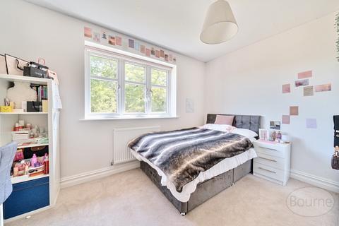 1 Consort Drive, Leatherhead, KT22 0AT
