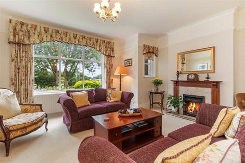 6 bedroom detached house for sale, Highwalls Avenue, Dinas Powys, Vale of Glamorgan, CF64