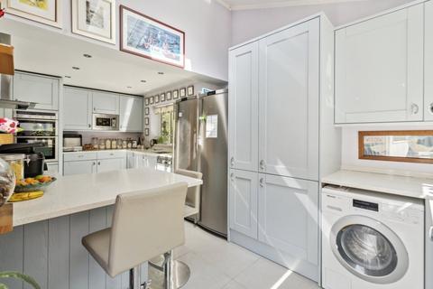 3 bedroom end of terrace house to rent, Little Timbers, Stoke Common Road, Fulmer