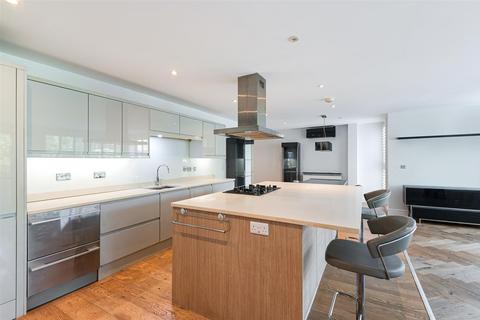undefined, Alexandra Road, Epsom