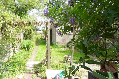 2 bedroom house for sale, Woodvale Road, Cowes PO31