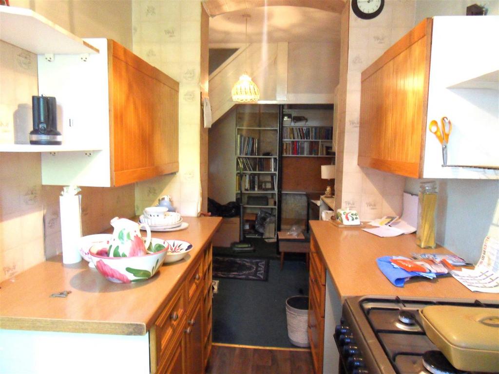Kitchen1.JPG