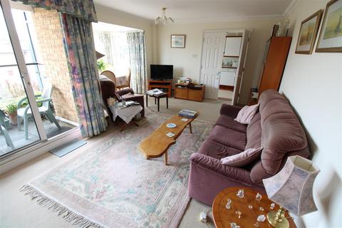3 bedroom apartment for sale, Admiral Gardens, Cowes PO31
