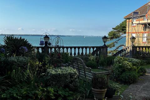 undefined, Egypt Esplanade, Cowes PO31