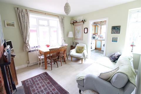 3 bedroom bungalow for sale, Moorgreen Road, Cowes PO31