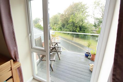 1 bedroom apartment for sale, Foxes Road, Newport PO30