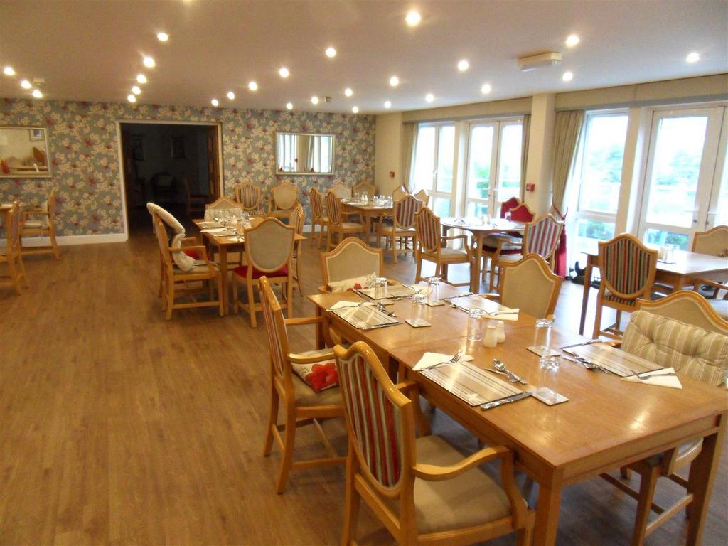 Improved dining room.JPG