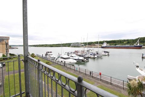 undefined, Medina View, East Cowes PO32