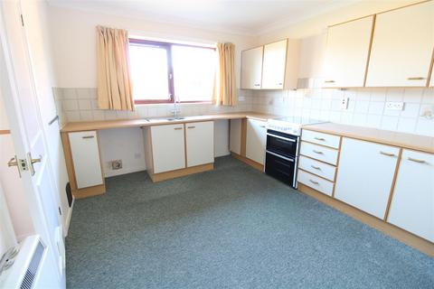2 bedroom bungalow for sale, Fairlee Road, Newport PO30
