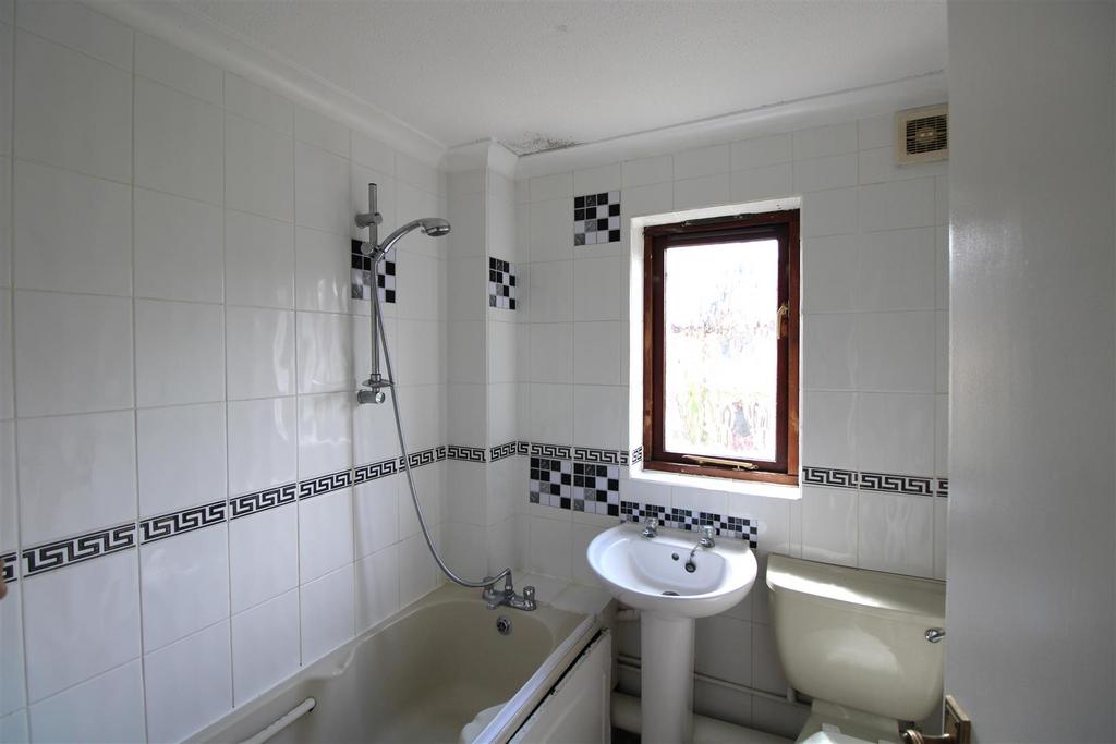 Bathroomnew.JPG