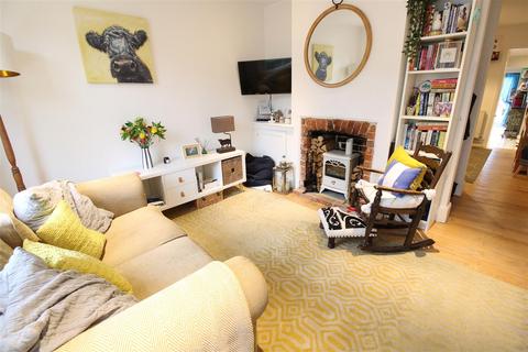 2 bedroom house for sale, Bernard Road, Cowes PO31