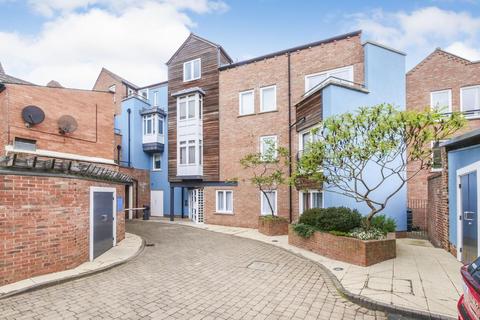 2 bedroom flat for sale, St. Denys Road, York