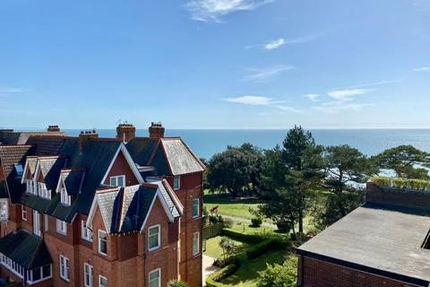3 bedroom flat for sale, Flat 7 Grand Marine Court, Durley Gardens, West Cliff, Bournemouth, Dorset, BH2 5HS