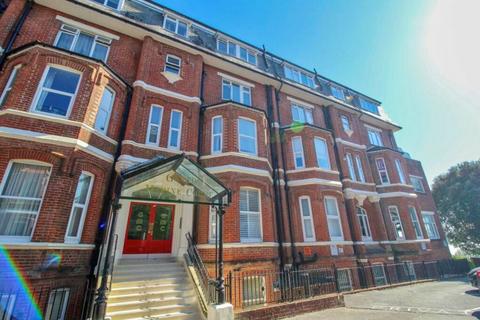 3 bedroom flat for sale, Flat 7 Grand Marine Court, Durley Gardens, West Cliff, Bournemouth, Dorset, BH2 5HS