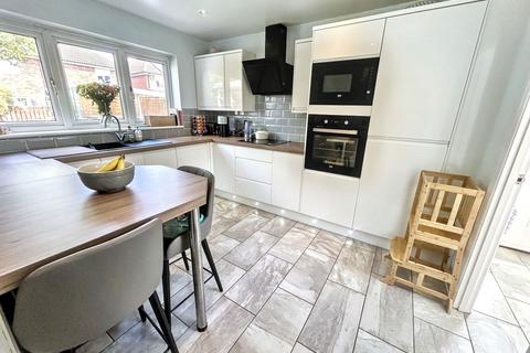 154 Forest Gate, Palmersville, Newcastle Upon Tyne, NE12 9EN