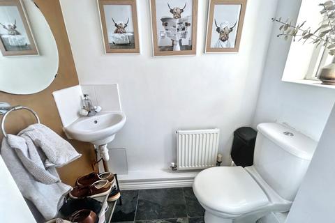 154 Forest Gate, Palmersville, Newcastle Upon Tyne, NE12 9EN