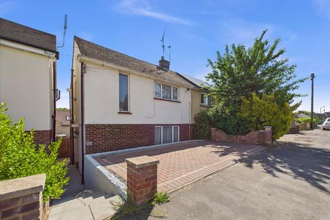 5 Stanley Crescent, Gravesend, DA12 5SZ