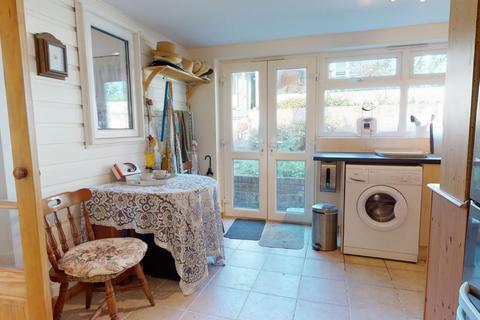 2 bedroom bungalow for sale, Danes Court, Dover, Kent, CT16