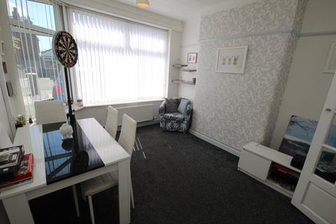 3 bedroom terraced house for sale, Thornbury Road, Stretford, M32 0QE