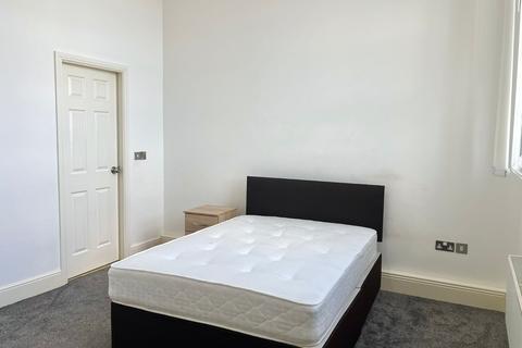 2 bedroom flat to rent, Railway Terrace, Derby, Derbyshire, DE1