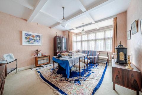4 bedroom detached house for sale, Mount Stewart Avenue, Kenton, HA3 0JP